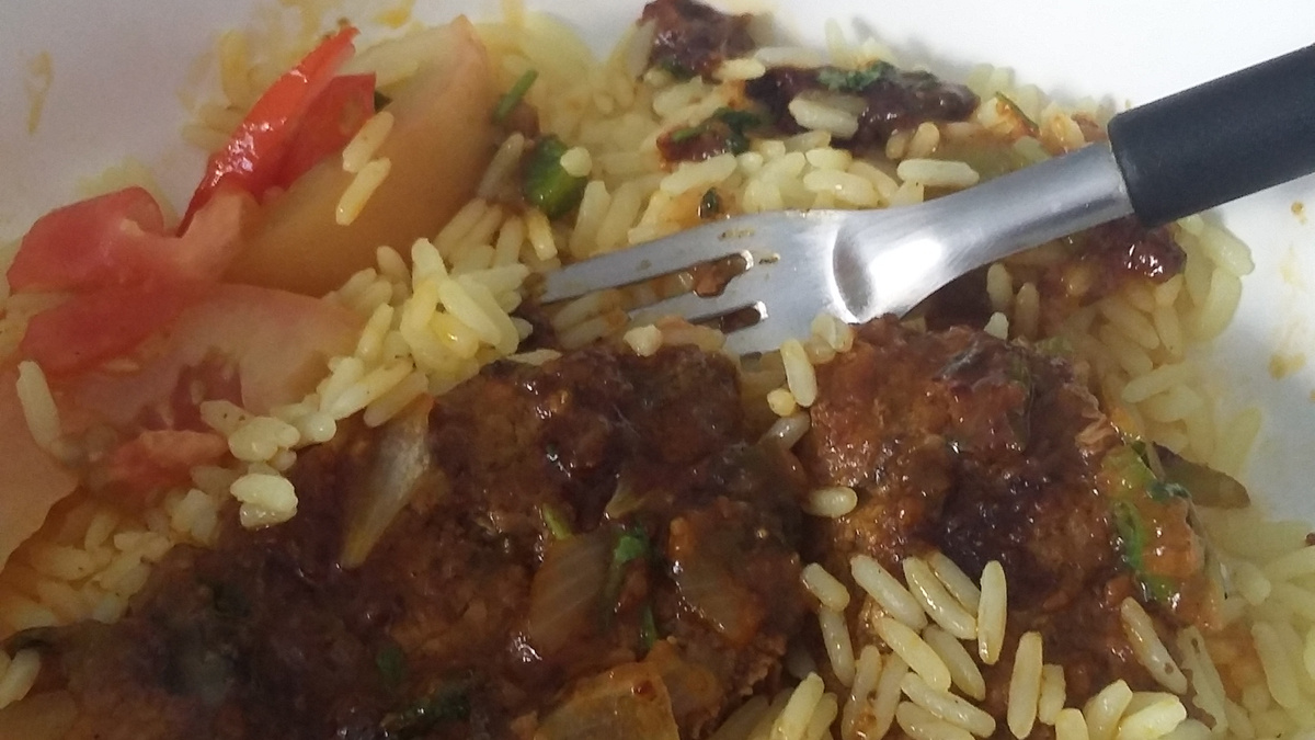 Carne de panela no molho encorpado