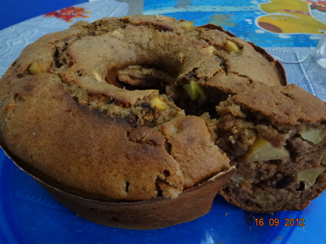Bolo de frutas sem açúcar