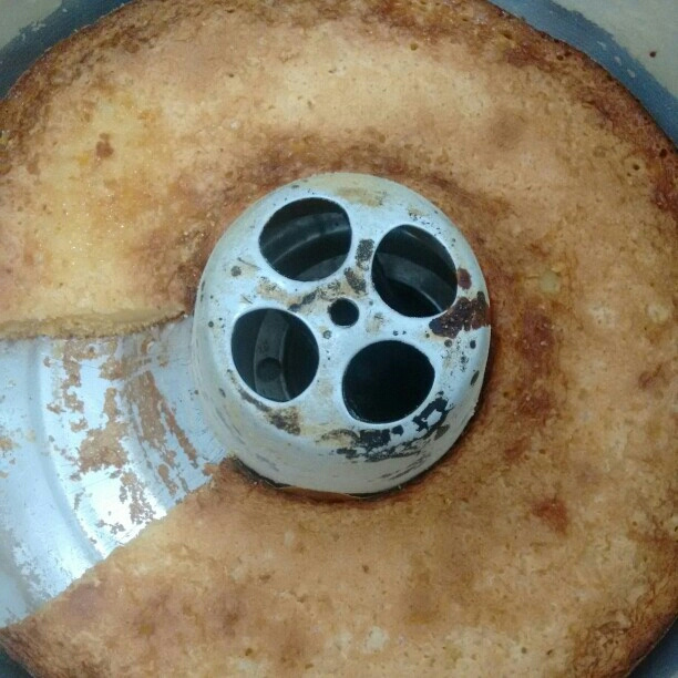 Bolo cremoso de farinha de milho