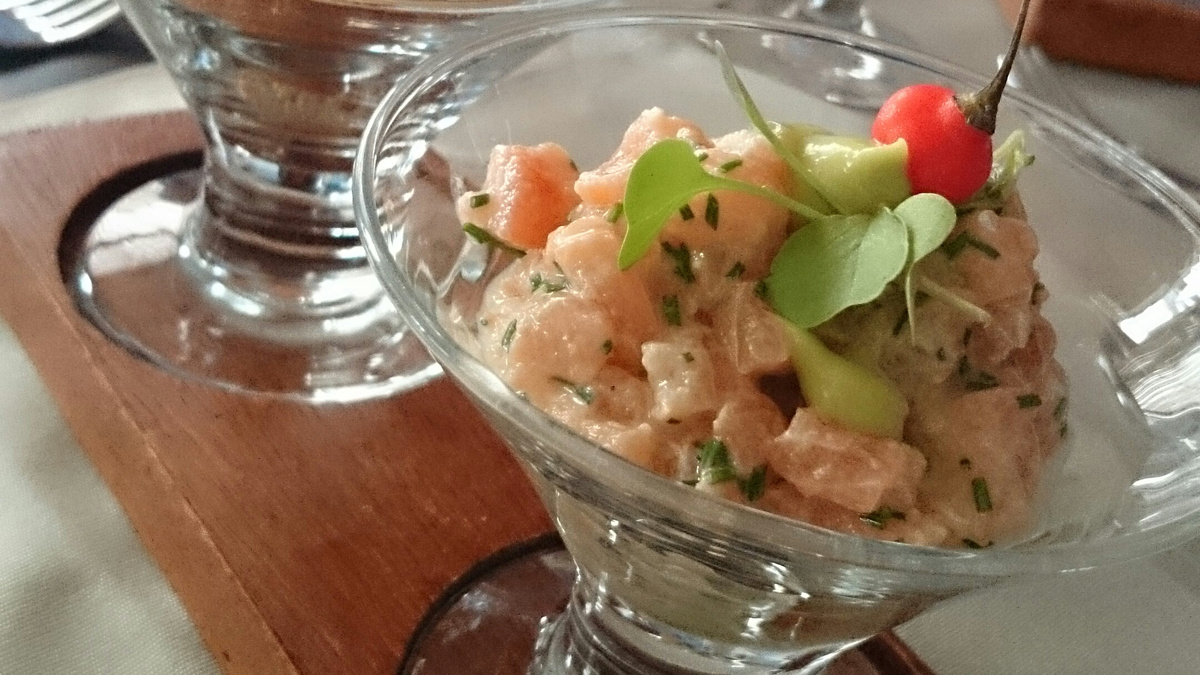 Tartar de salmão
