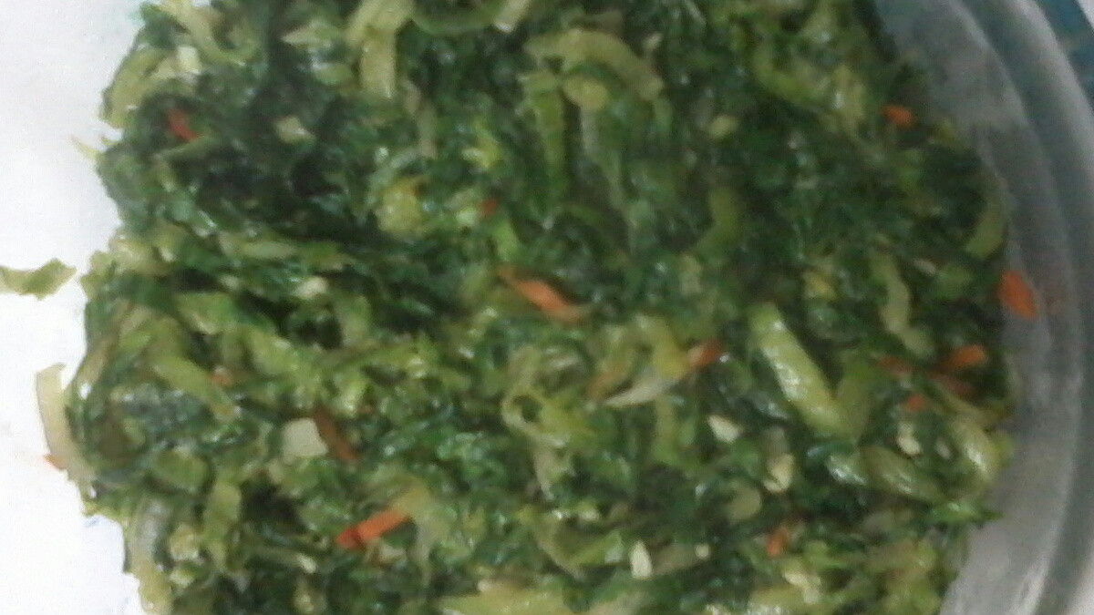 Chicória refogada picante