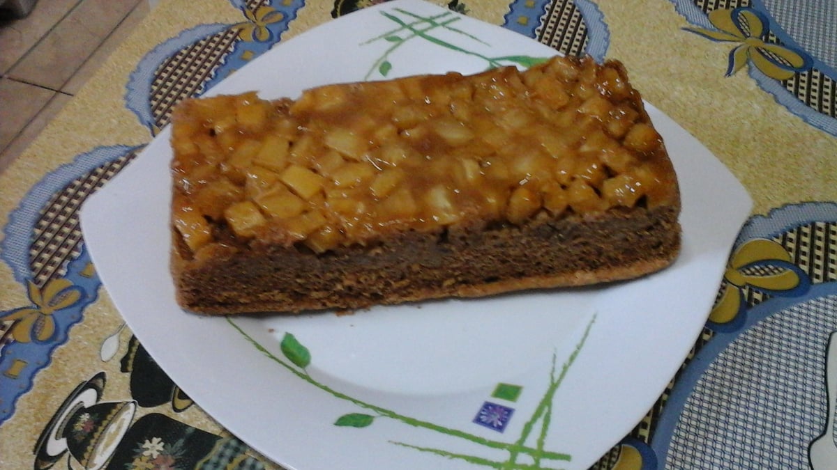 Bolo de abacaxi vegano