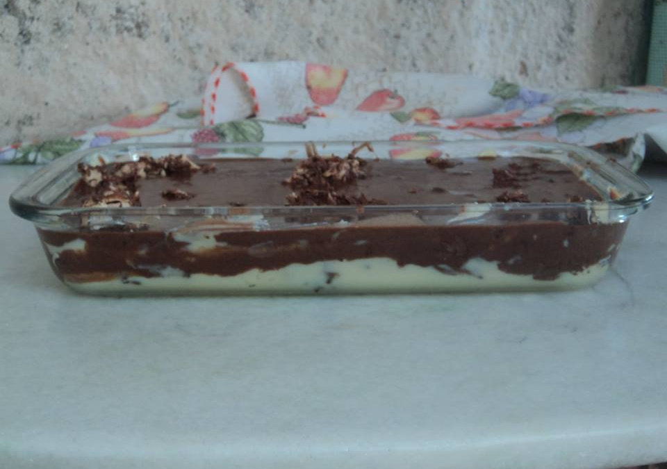 Pavê de ouro branco e bis