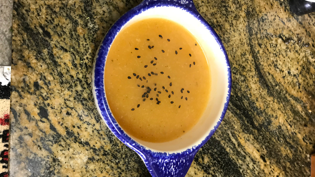 Sopa de berinjela e abobrinha