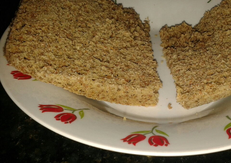 Pão rápido de micro-ondas e de aveia