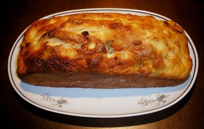 Pão doce com passas negras