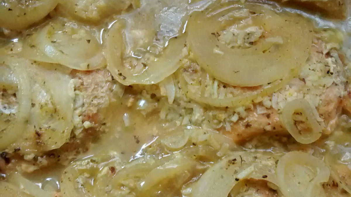 Salmão ao alho e óleo