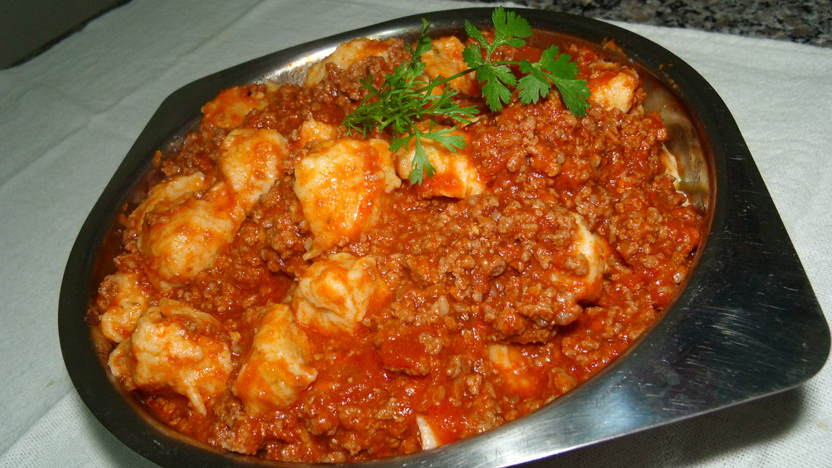 Nhoque de pão amanhecido