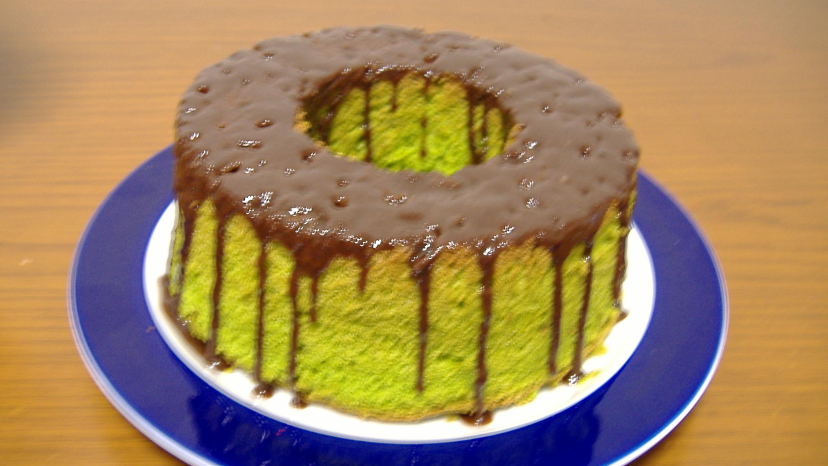 Bolo de espinafre
