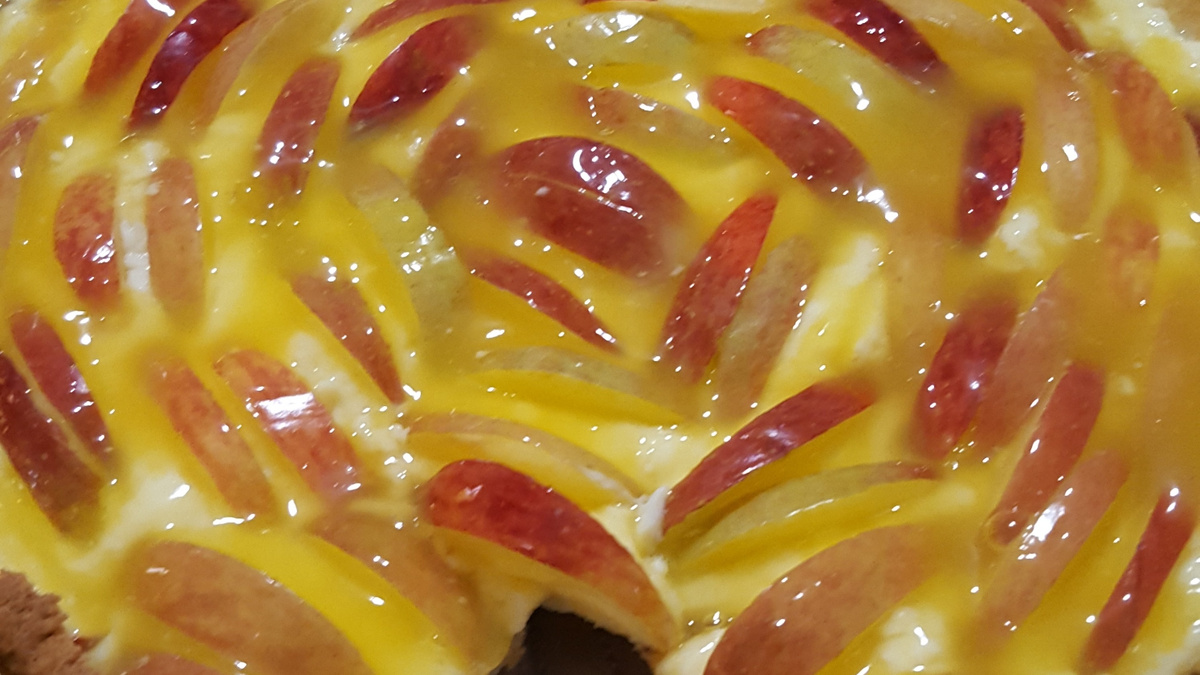 Torta de Maça e Morango