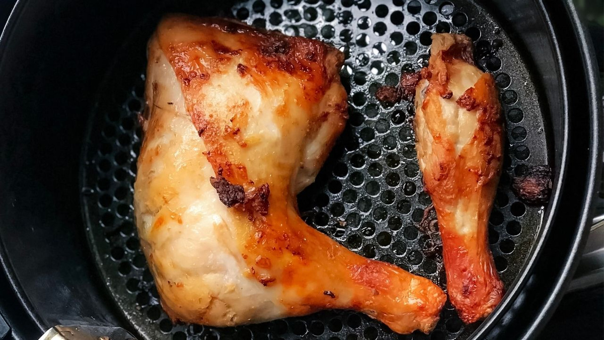 Coxa e sobrecoxa na airfryer