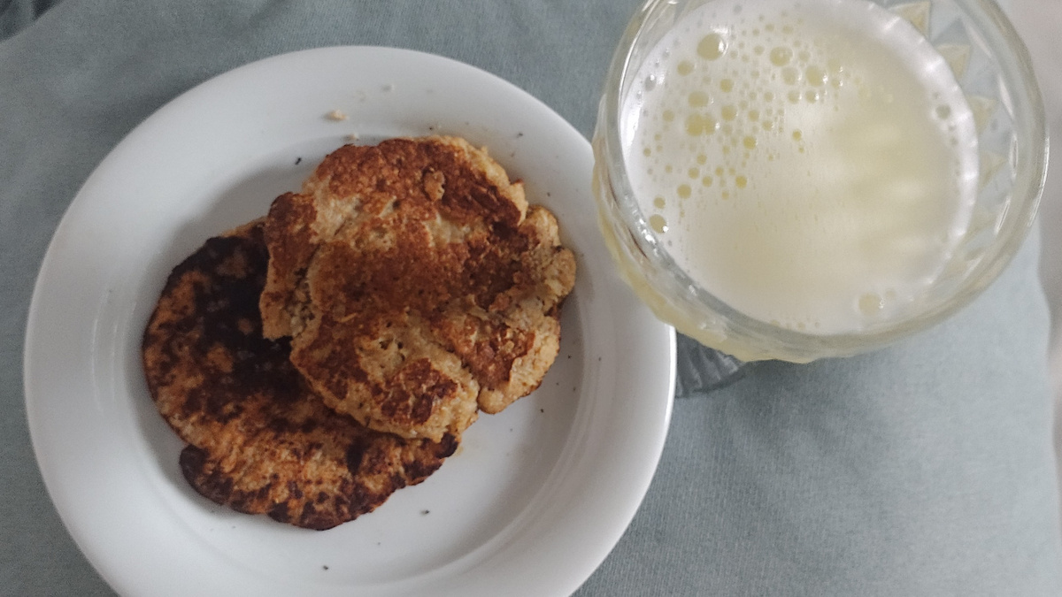 Panqueca de banana e aveia