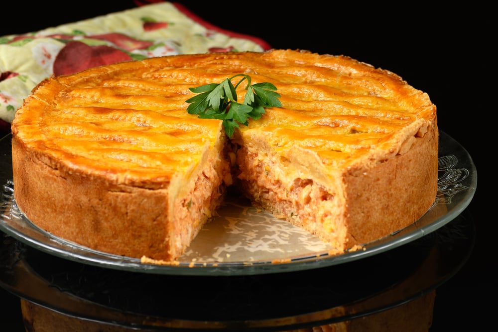 Torta de frango com cream cheese e milho