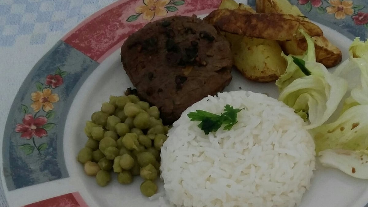 Filé mignon ao alho e óleo