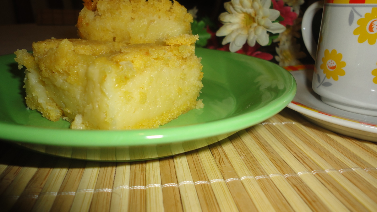Bolo de fubá cremoso