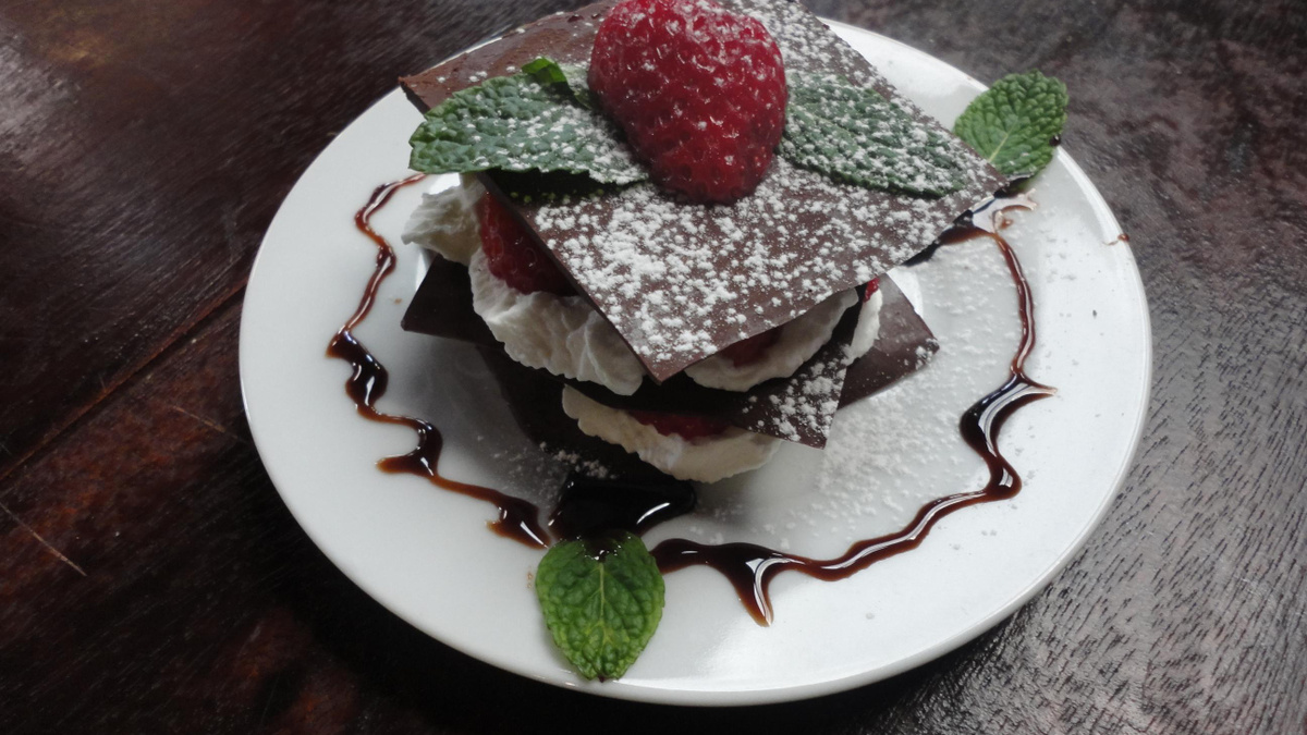 Mil folhas de chocolate e chantilly