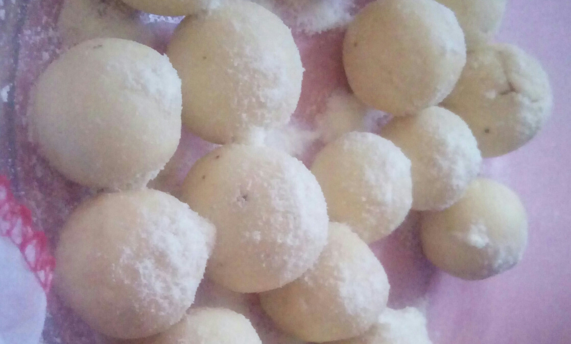 Doce de leite em pó com bombom de 3 ingredientes