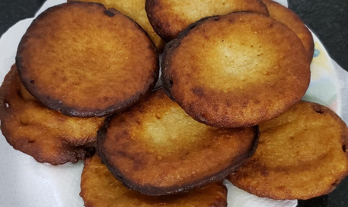 Aprenda a cozinhar com a Sara um delicioso bolo de macaco