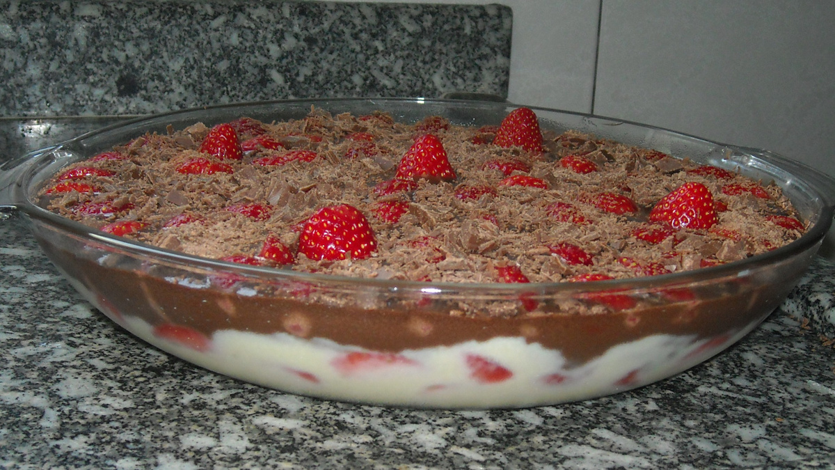 Delícia de chocolate e morango