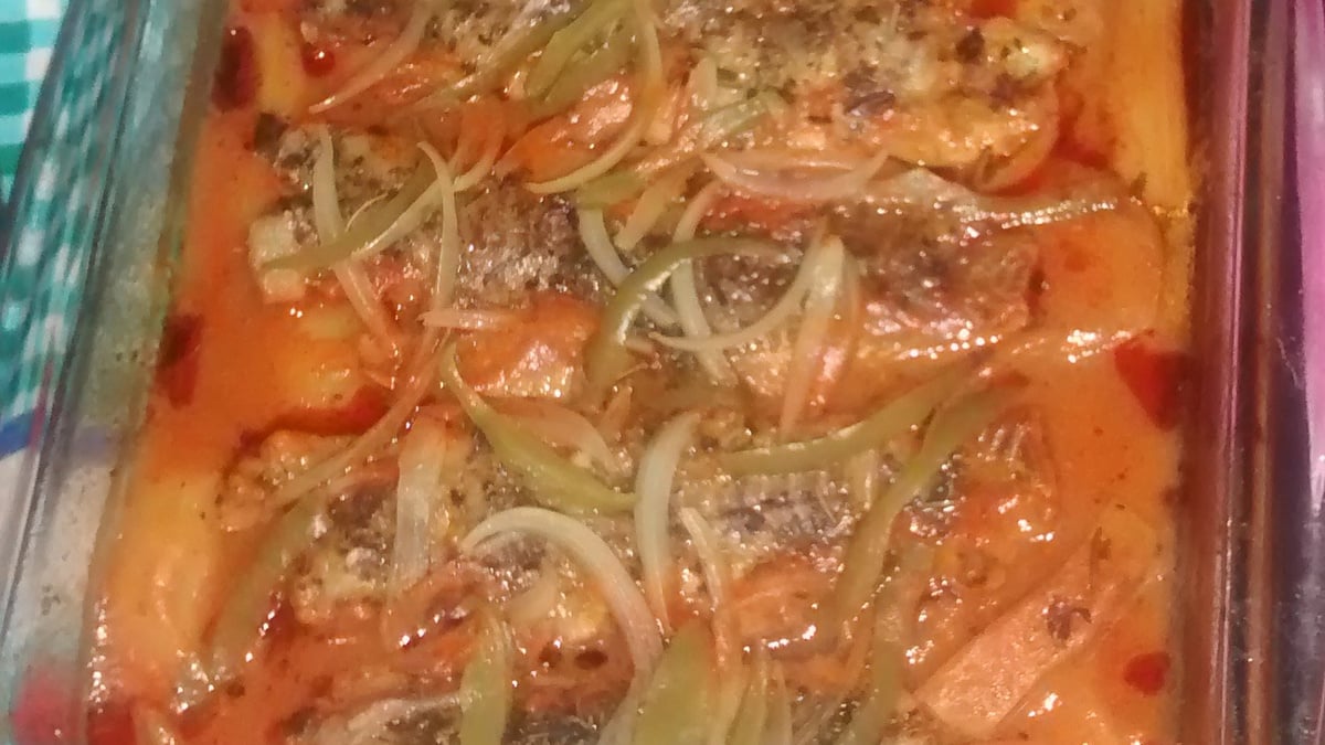 Filé de peixe na cama de batata