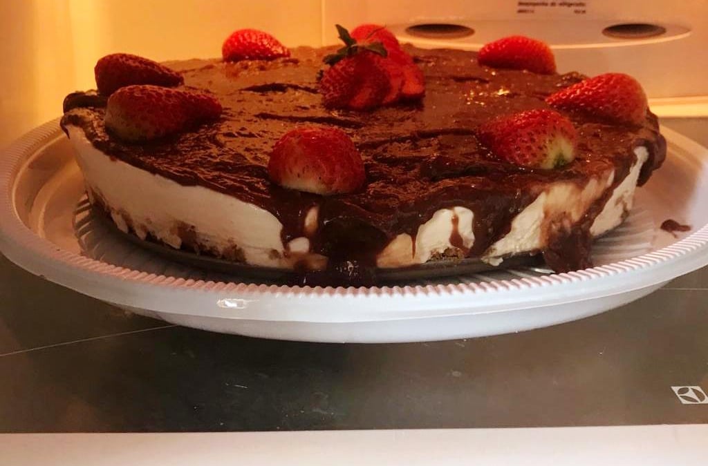 Cheesecake gelado simples