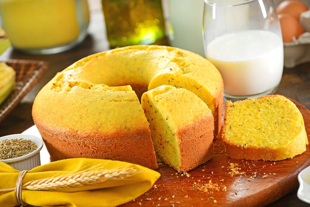 Bolo de fubá de nata