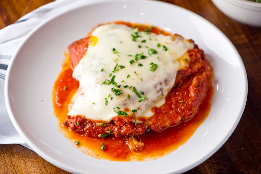 FIlé de tilápia à parmegiana