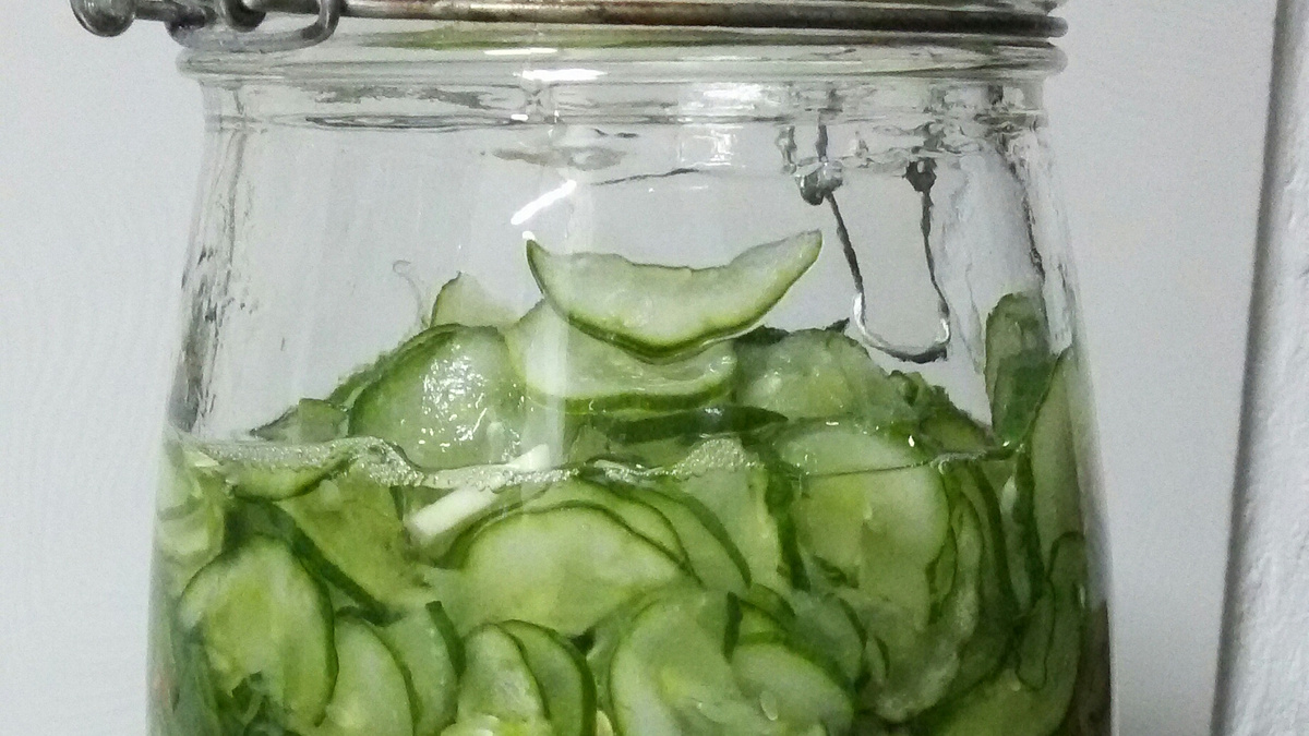 Conserva oriental de pepino japonês