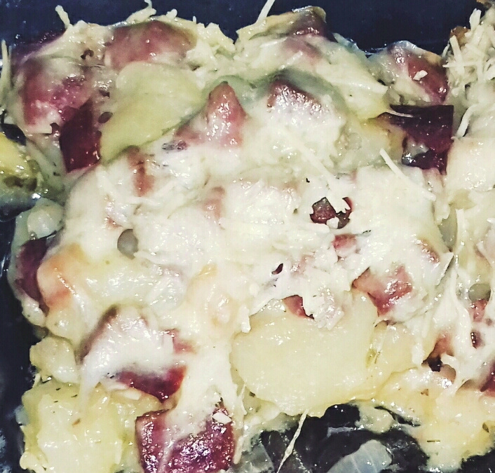Batata com queijos ao forno