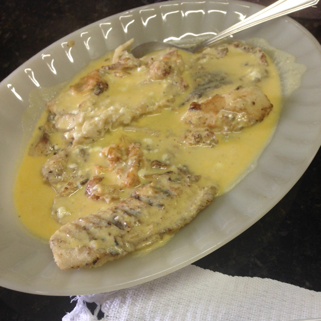 Filé de peixe ao molho de maracujá