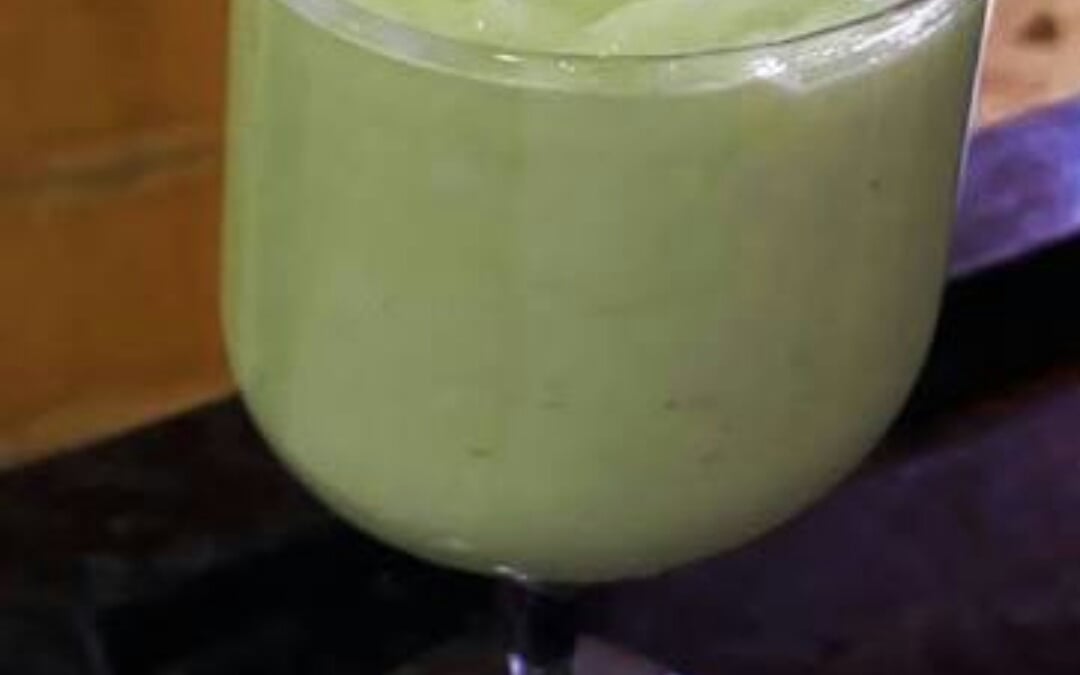 Vitamina de abacate e maçã