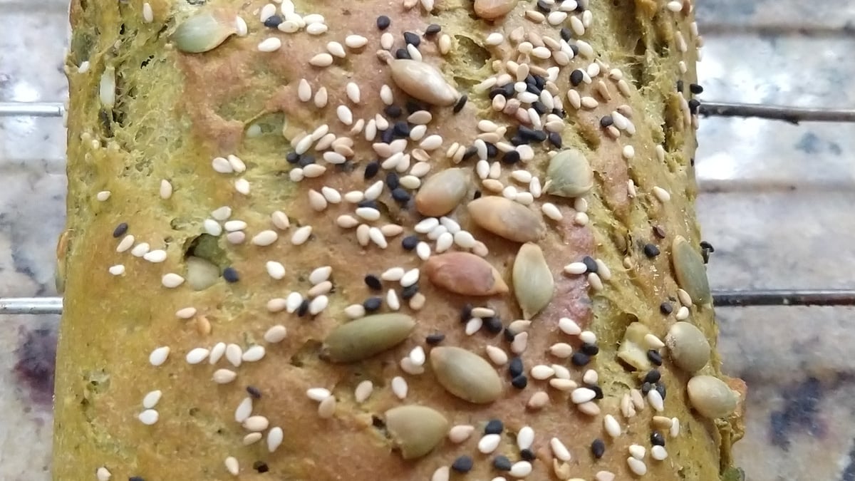 Pão integral de casca de abóbora moranga