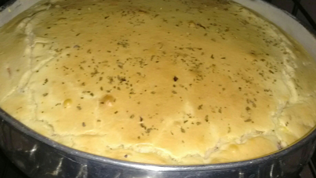 Torta de presunto e mussarela