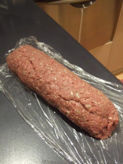Rocambole de carne moída