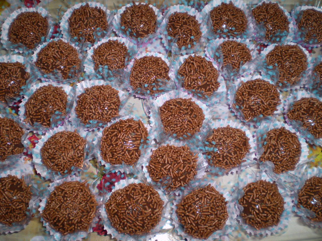 Brigadeiro de chocolate meio amargo