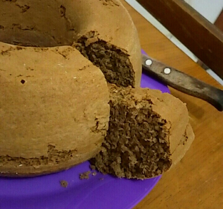 Bolo de chocolate com aveia