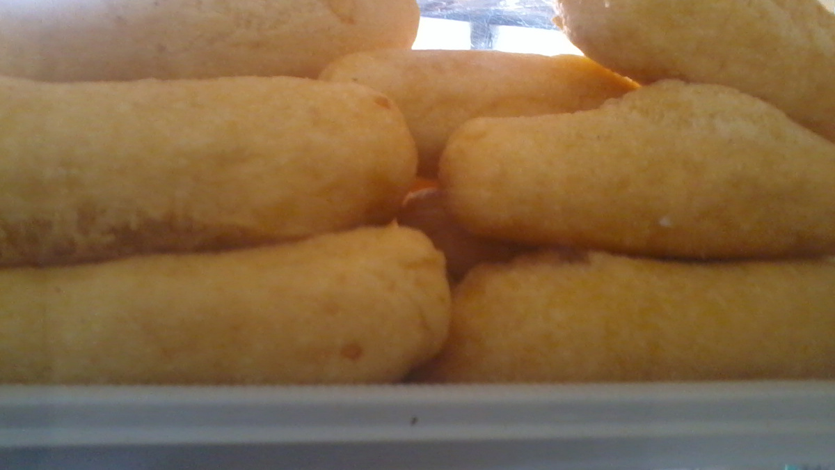 Biscoito de queijo frito