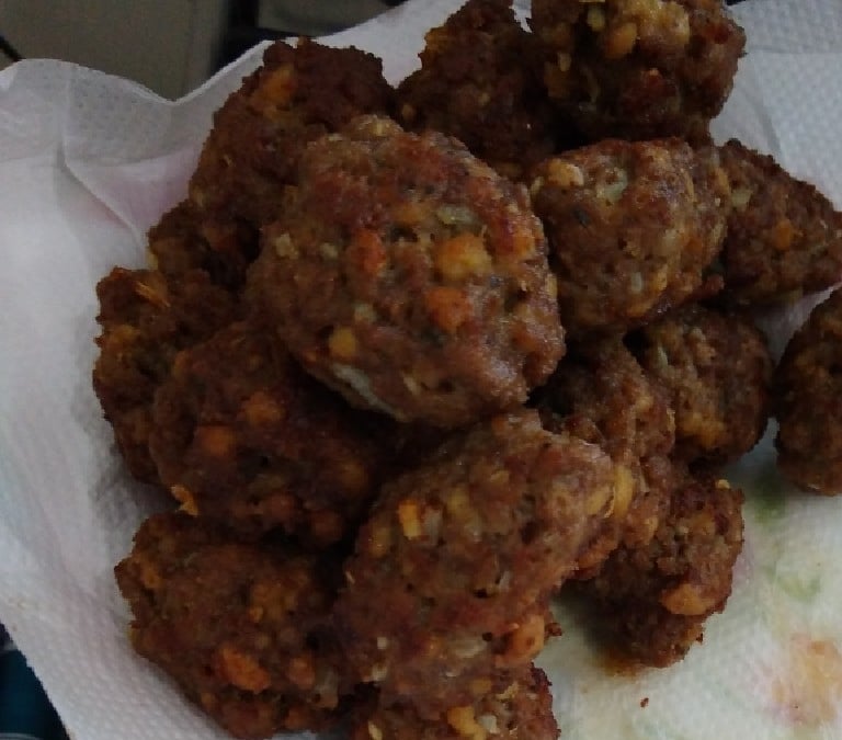 Bolinho de carne moída com soja texturizada