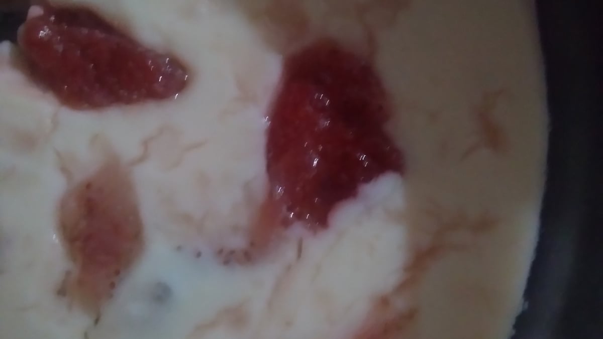 Moça de morango