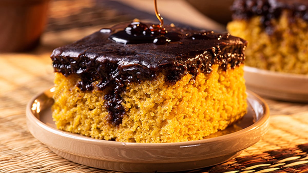 Bolo de cenoura simples