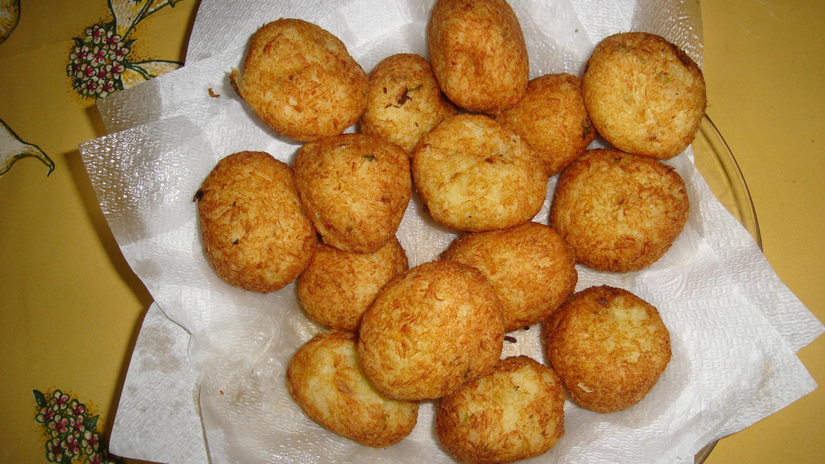 Bolinho de bacalhau e mandioca