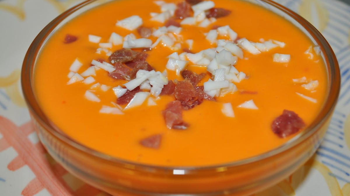 Salmorejo (sopa fria espanhola)