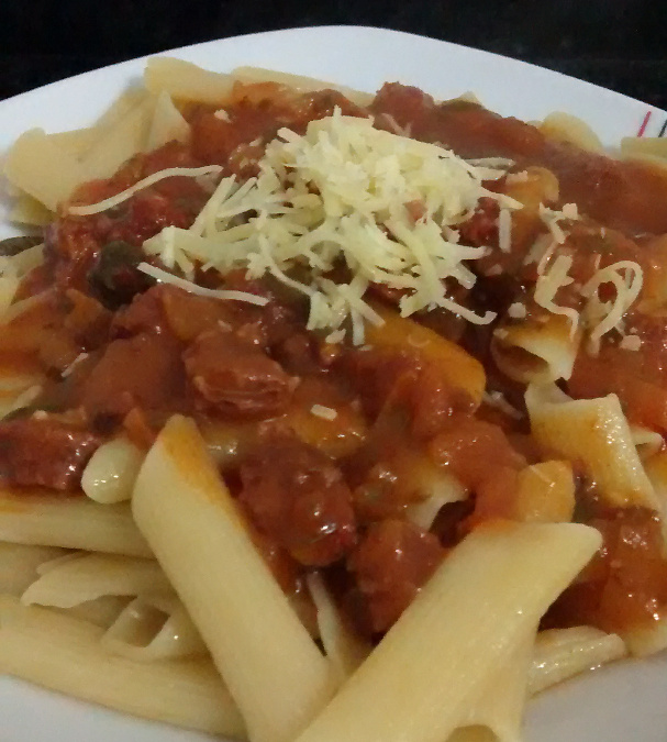 Penne ao molho de calabresa
