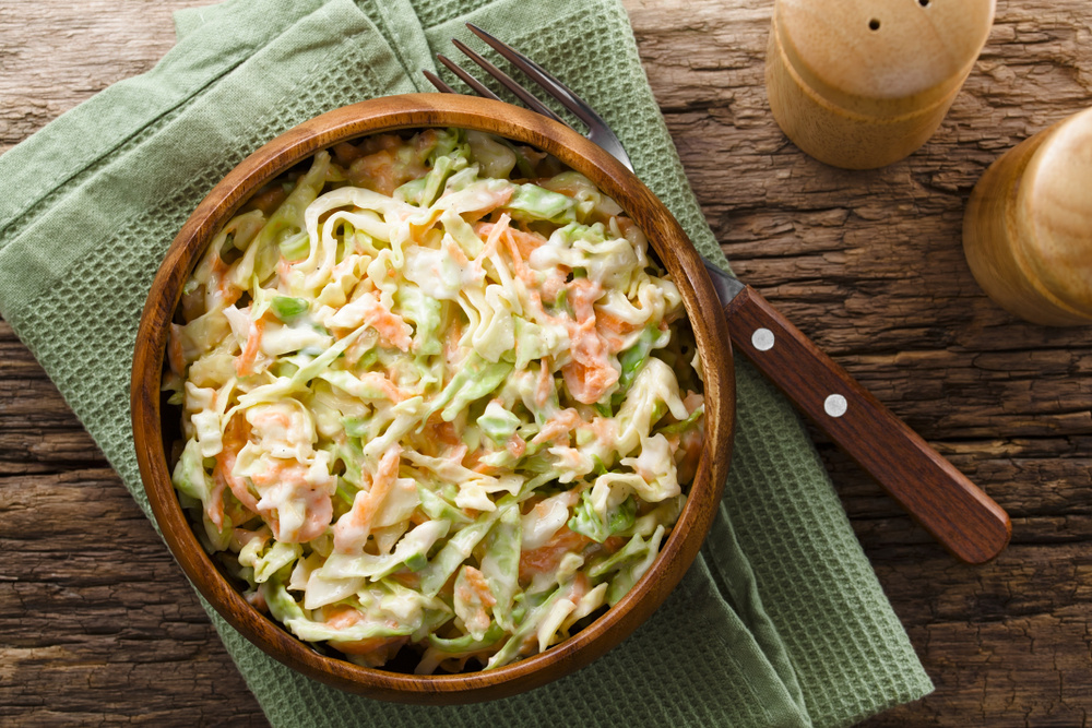 Salada de repolho com abacaxi