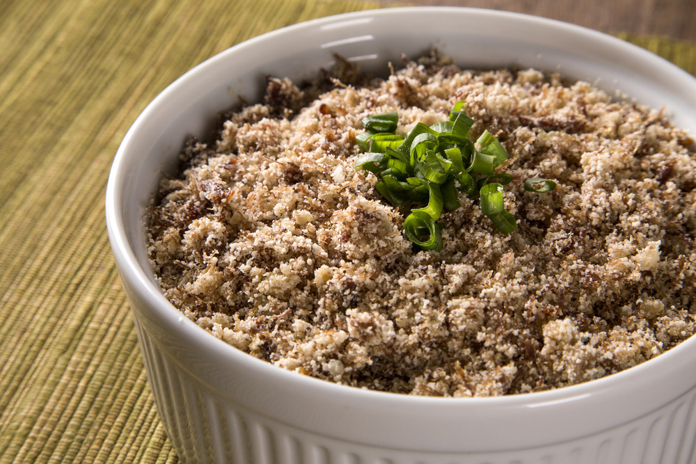 Farofa de miúdos de frango