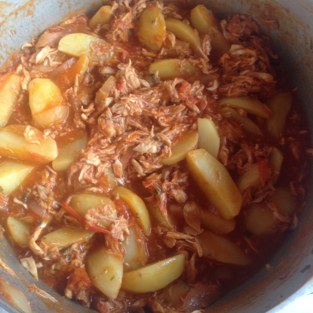 Arraia ao molho de tomate