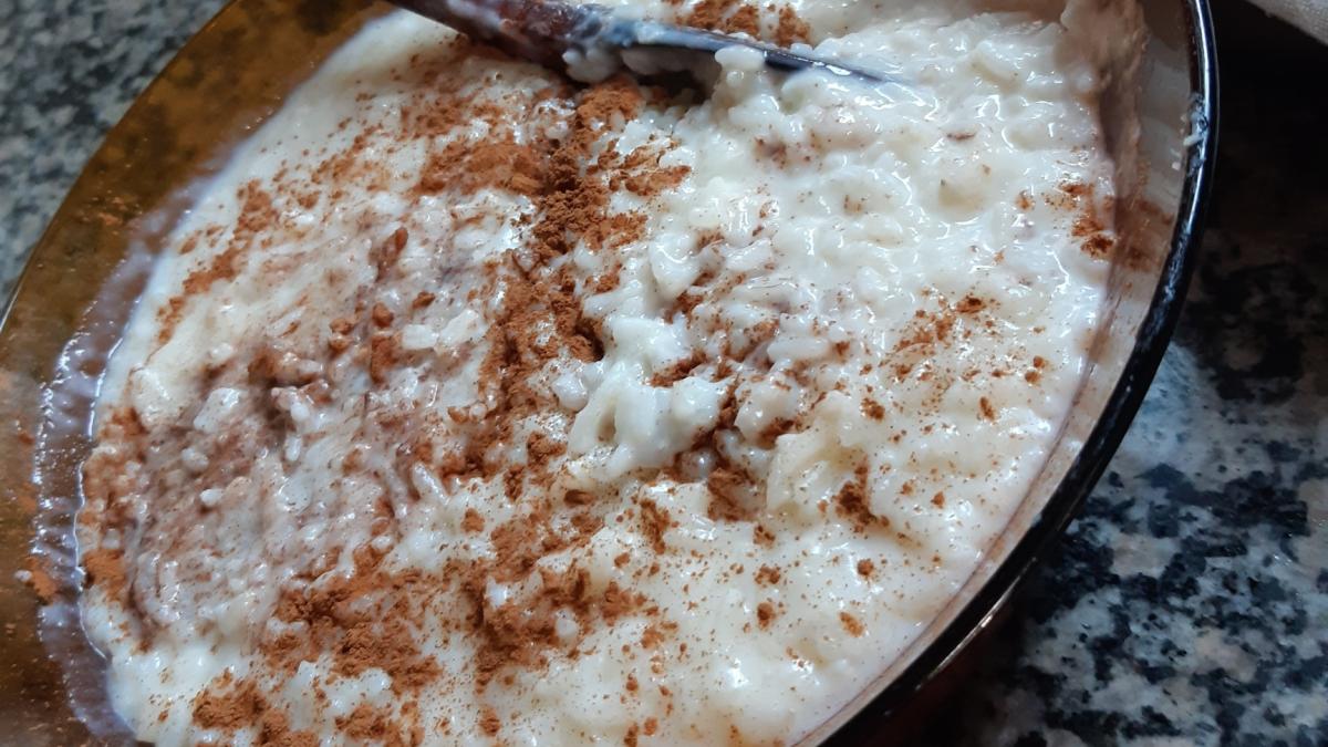 Se você achava que um arroz doce não poderia ficar ainda mais gostoso, se  liga nessa receita do @ogui.nacozinha. #dadinho #tanocoracao  #sabordeinfancia, By Dadinho Original