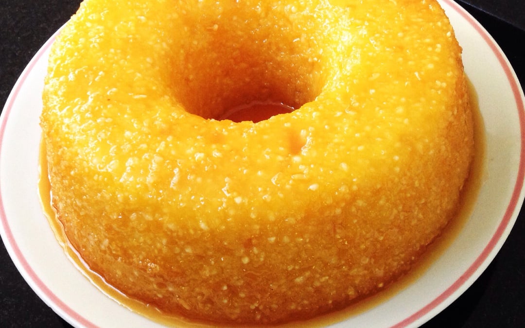 Pudim de tapioca com maracujá e coco (vegana)