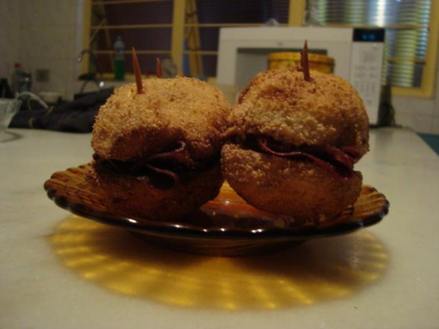 Batata frita com mortadela