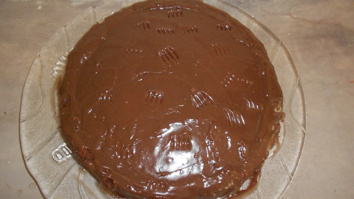 Bolo brownie de chocolate rápido, fácil e muito gostoso